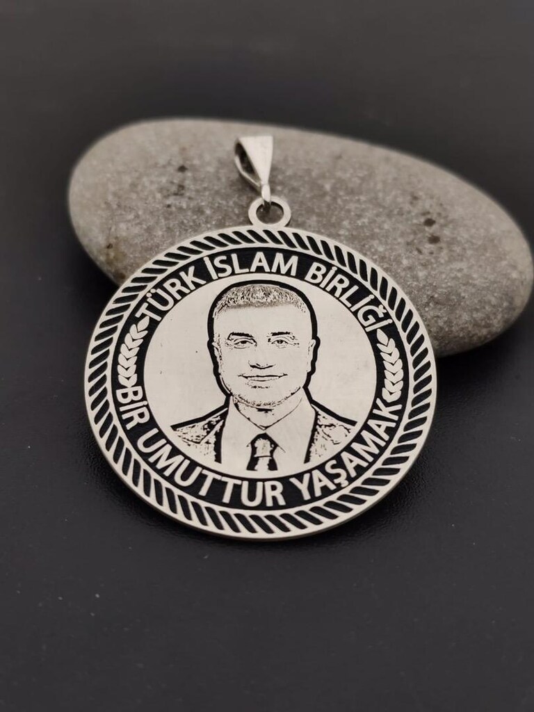 Gümüş kolye