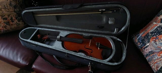 Yamaha V5 (4/4) Keman 2.El