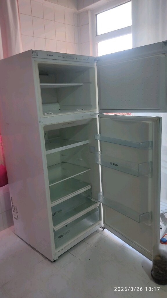 BOSCH MARKA BUZDOLABI TEMİZ SATILIK - 5