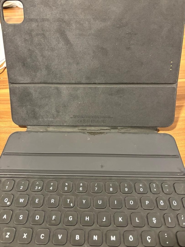 Apple İpad A2038 Smart Keyboard Folio - 3