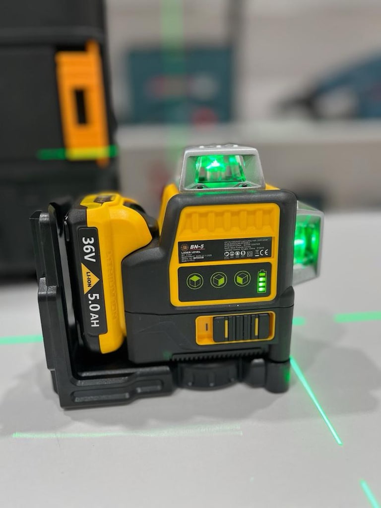 PROFESYONEL 12 YÖNLÜ LAZER TERAZİ HİZALAMA TRİPOD AYAKLI - 3