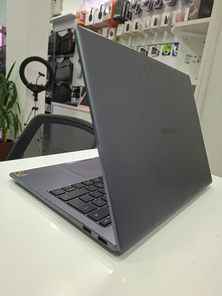 HUAWEI MATEBOOK 14 RYZEN 5 4600H 8GB DDR4 RAM 512GB M2 NVME SSD 14" 2K - 4