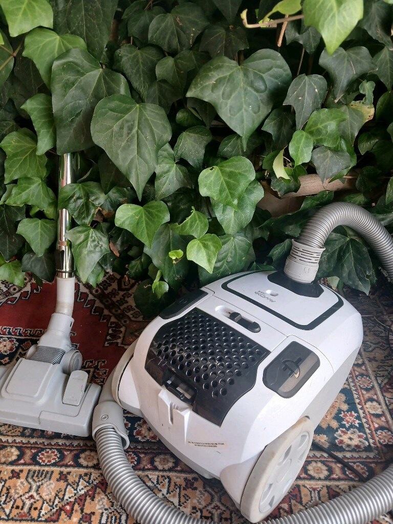 AWOX ELEKTRİKLİ SÜPÜRGE TOZ TORBALİ DAHA SIFIR AYARINDA TERTEMİZ ÇOK G - 2