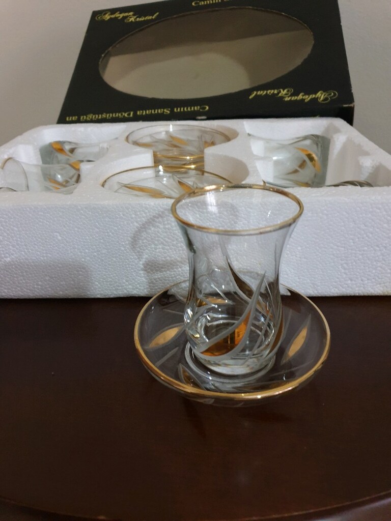 Sarı yaldızlı çay bardak seti - 5