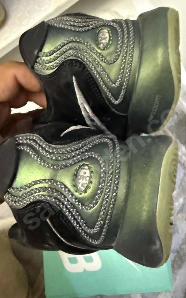 nike spor ayakkabı 2 adet mevcuttur hem 39 numarası hemde 40 numarası - 3