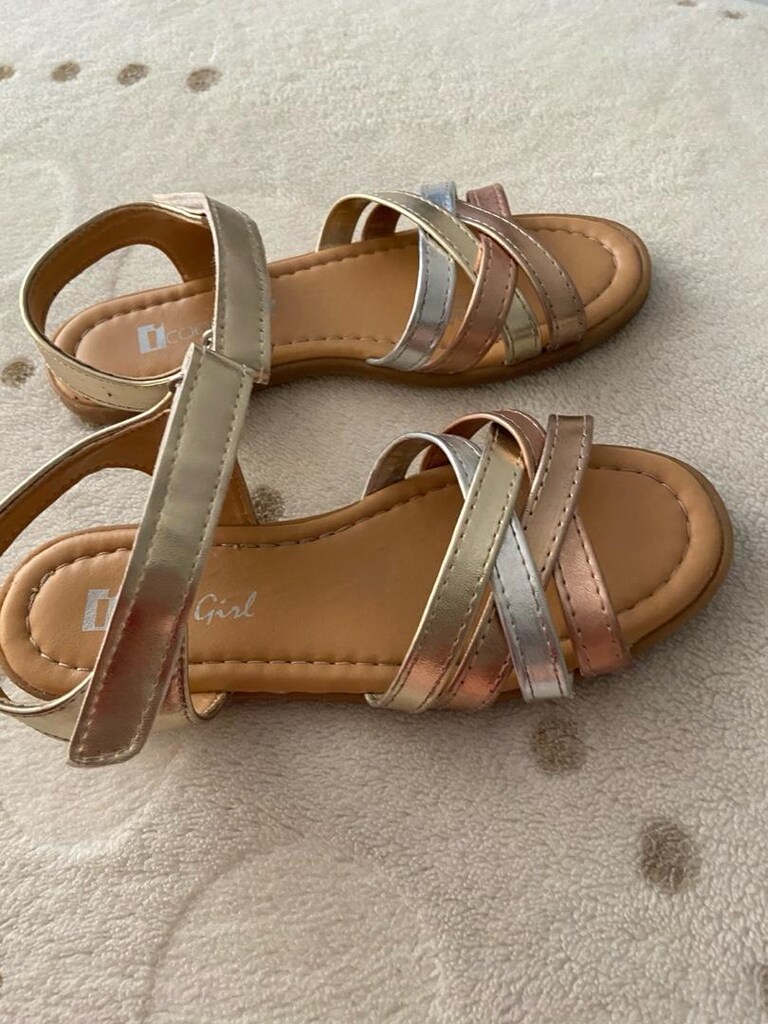 32 no kız çocuk sandalet - 2