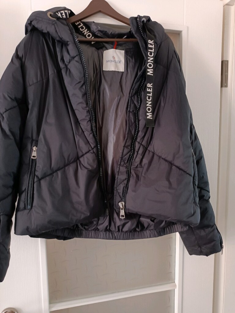 Moncler Serittes Siyah Kapüşonlu Puffer Mont - 3