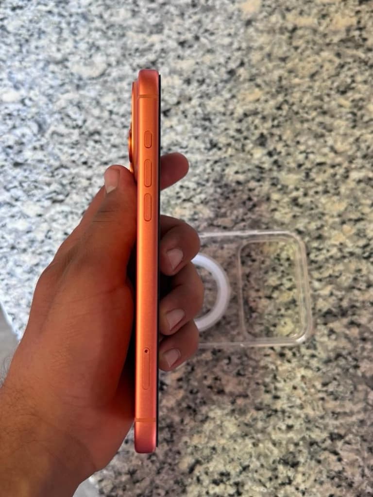iPhone 17 pro Max - 2
