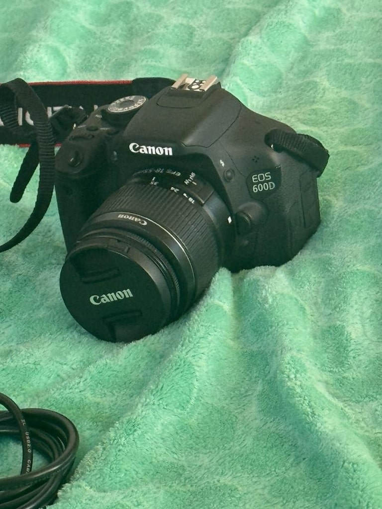 Eos600D CANAVAR KAYMAK GİBİ TERTEMİZ - 3