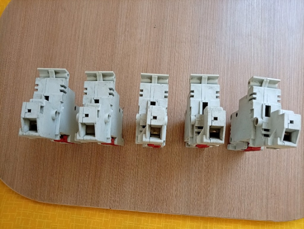 PV sigorta yuvası 22 x 58 ray tipi ikinci el - 7