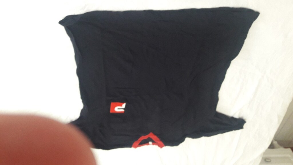yazlik iş T-shirt XL beden kaliteli temiz az giyildi yer pendik 125 TL