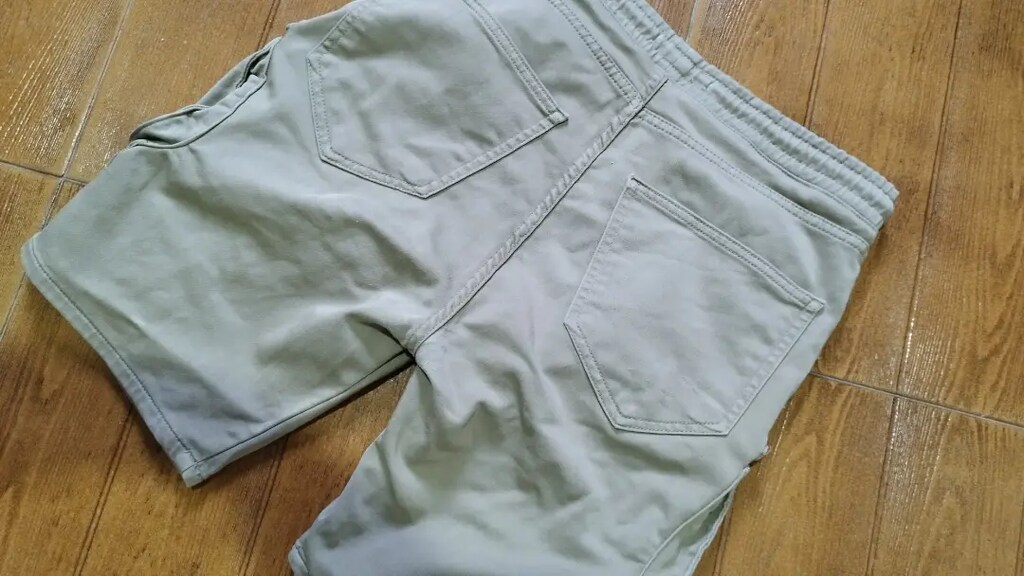 Zara Bermuda  şort pantolon..Bir çok deniz şortu, bermuda şort - 2