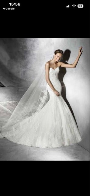 Pronovias Dantel Gelinlik