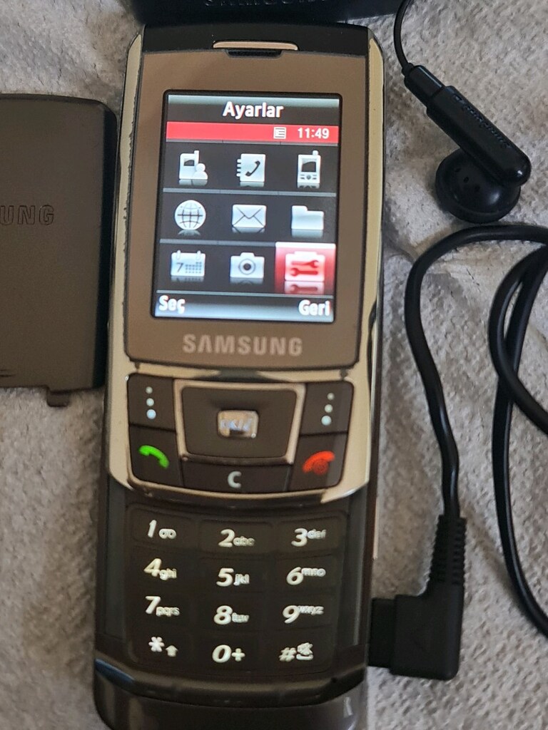 Samsung d900i - 3
