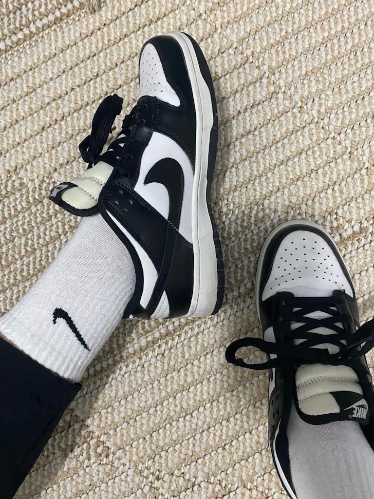 Nike Dunk Sneaker - 2
