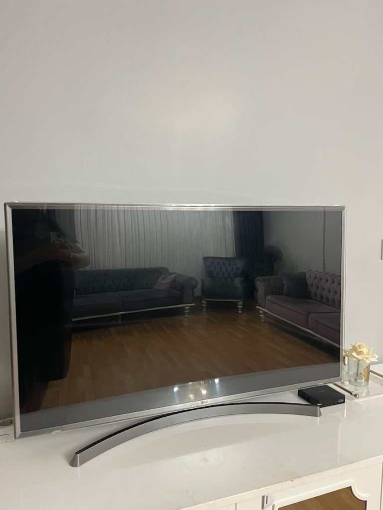 LG 43UK6950PLB 43’ 4K UHD SMART LED TV - 3