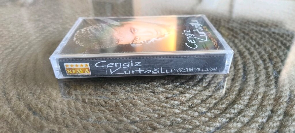 Cengiz Kurtoğlu Yorgun Yıllarım Kaset - 3