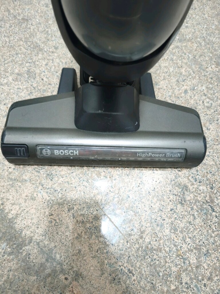 BOSCH ELEKTRİKLİ DİKEY SÜPÜRGE - 4