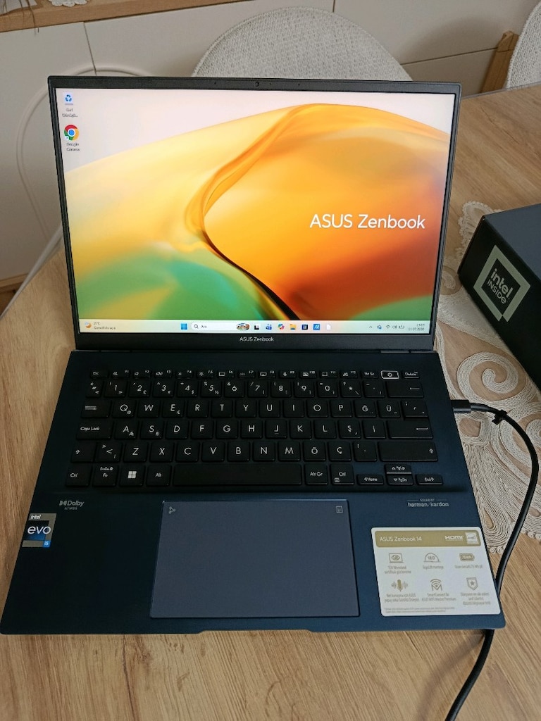 Asus Zenbook 14 - 3