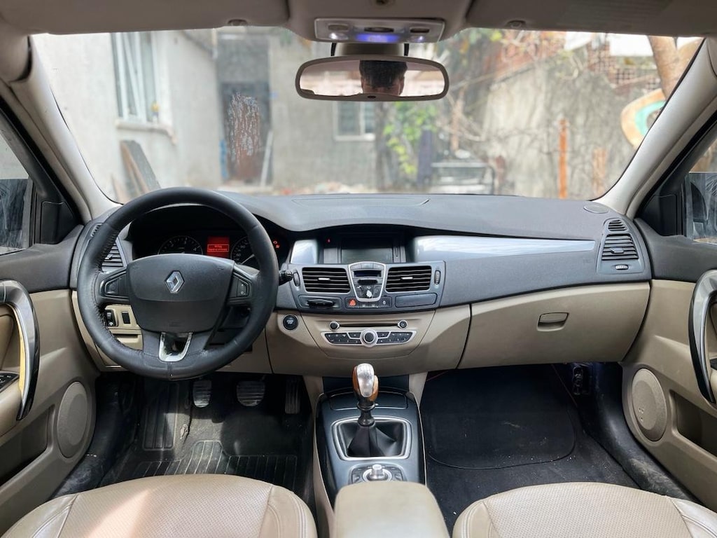 renault laguna - 9