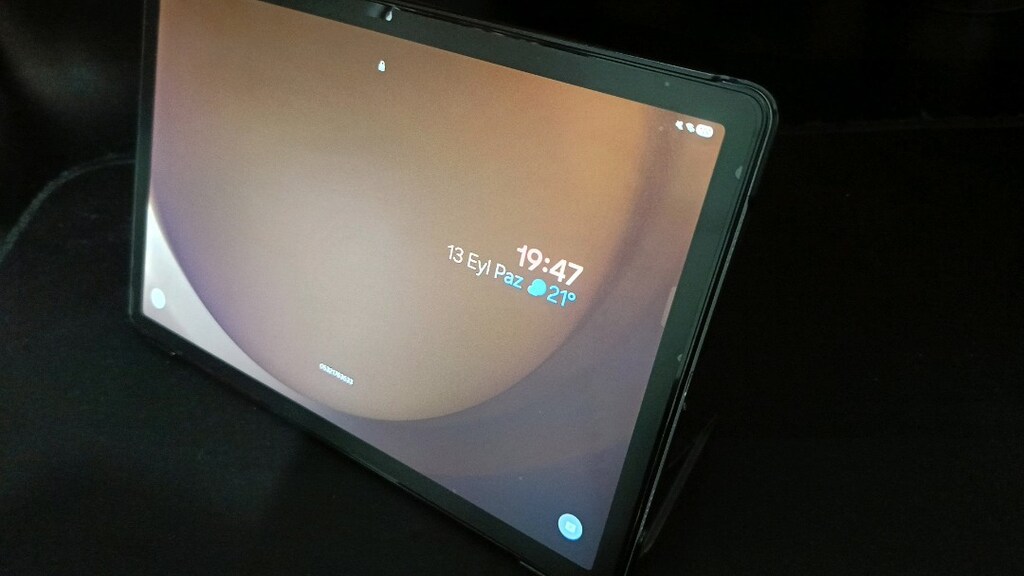 ACİL - Samsung A9+ Plus Tablet - 16