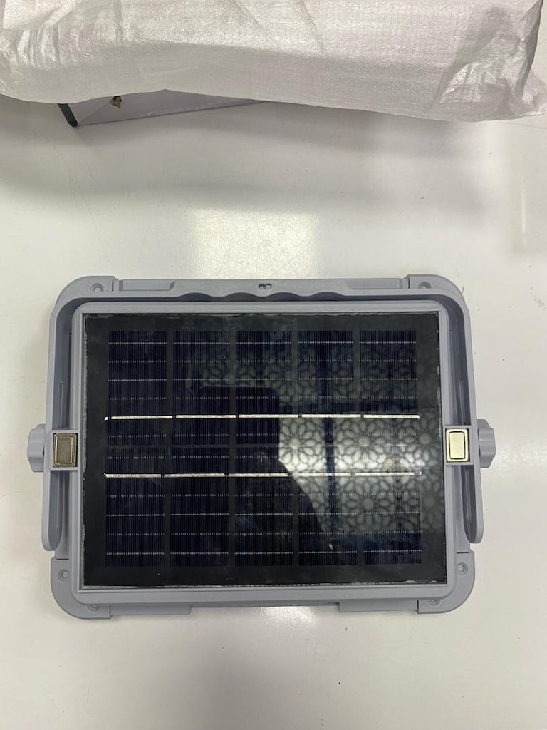 200 W Su Geçirmez Solar Enerjili Powerbanklı Projektör - 3