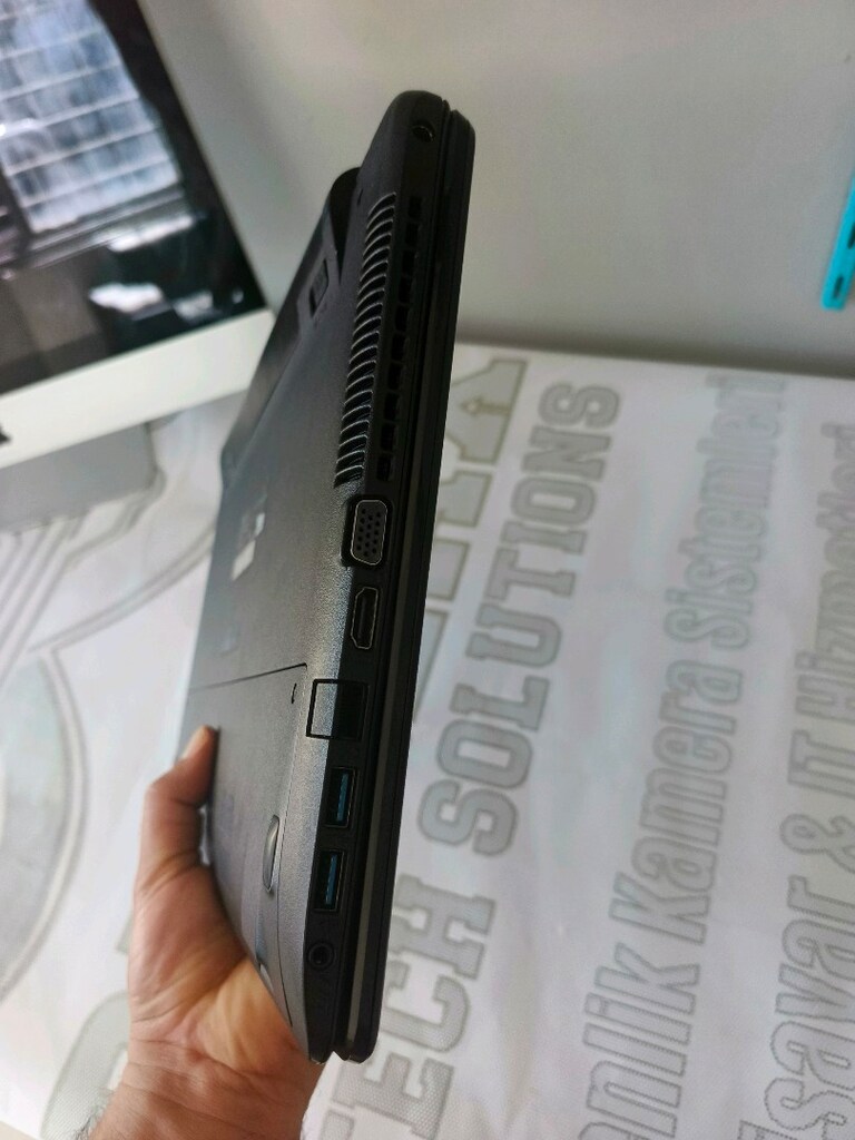 asus i5 işlemci 4gb ram 120 ssd laptop - 2