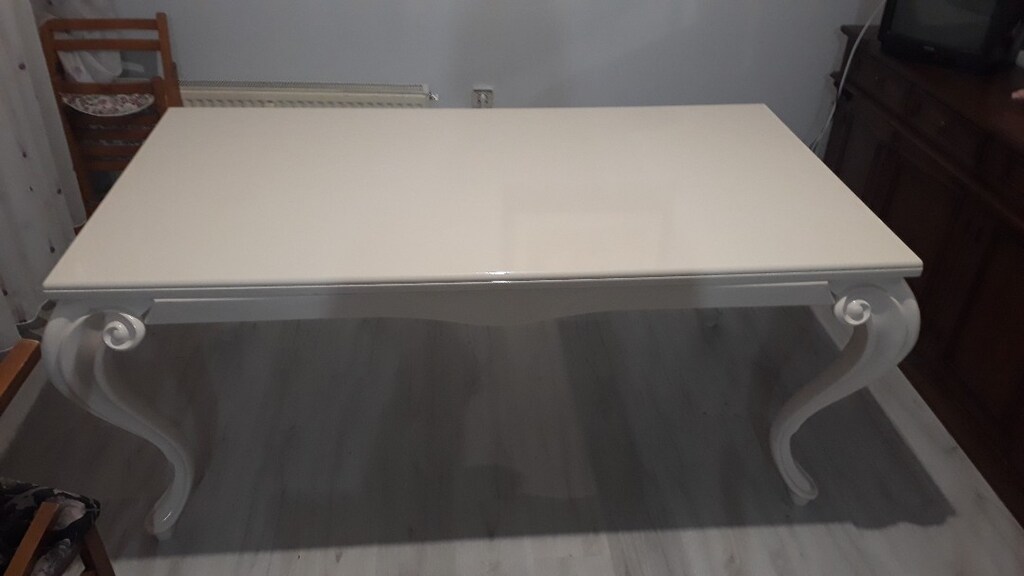 Taş gibi masa - 5