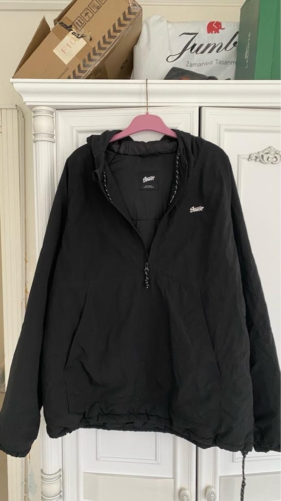 PULL & BEAR MONT — görsel 3/4