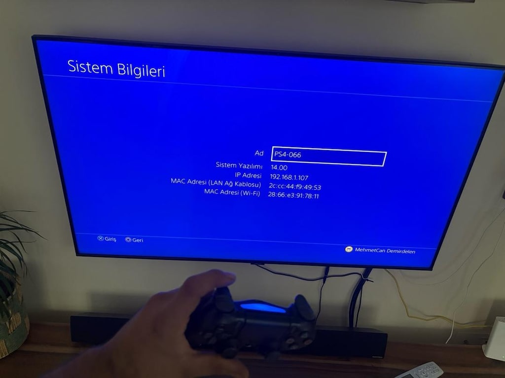 Playstation 4 - 4