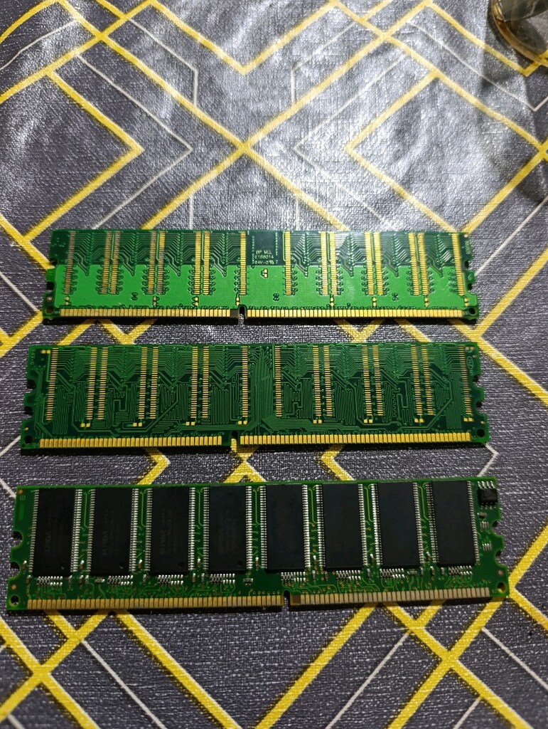 3 adet sdram 512mb - 2