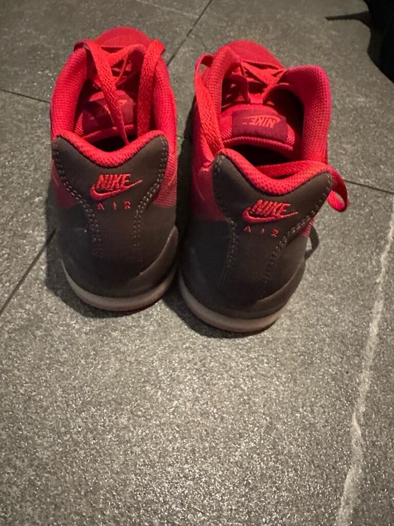 Nike Air Max Invigor (Gym Red / Koyu Kırmızı-Siyah) - 3