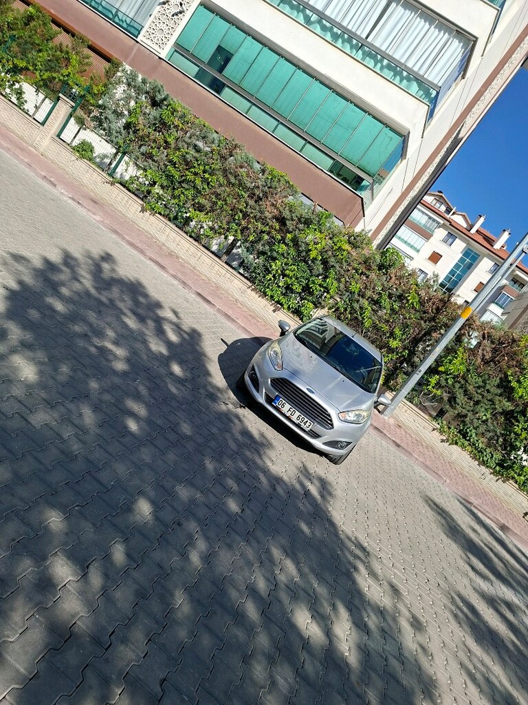 FORD FİASTA 1.5 TİTANYUM IŞIK PAKET - 2