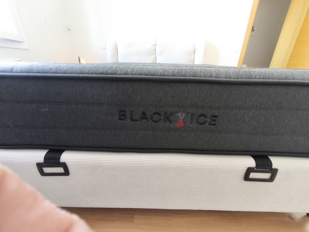 Enza Home Terra Başlıklı Baza + Yataş Black Ice Yatak | 30.000 TL - 2