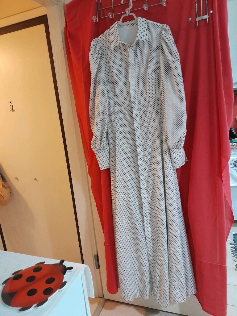 Az kullanilmis,38-M,puantiyeli uzun elbise satilik - 2