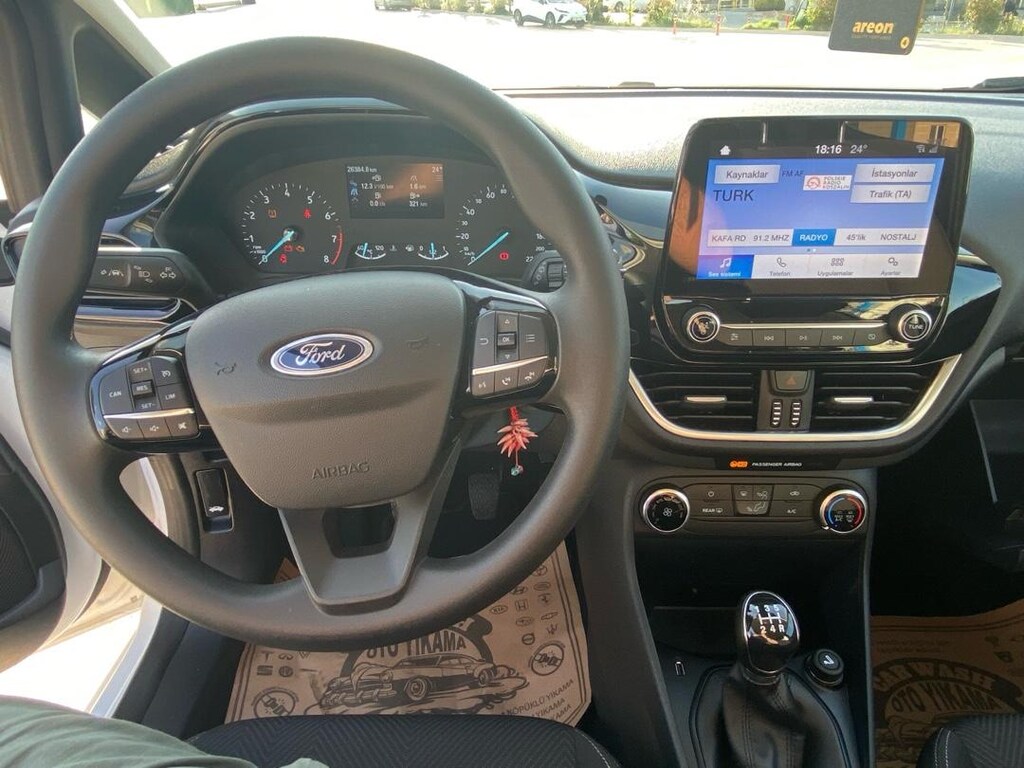 TEMİZ FORD FİESTA - 13