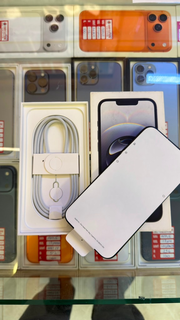 16 E 128 GB SIFIRDAN FARKSIZ KULLANILMAMIŞ TAKASA AÇIK GARANTİLİ - 5