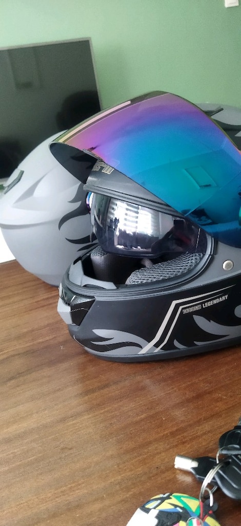 çok az kullanılmis temiz çift kask - 2