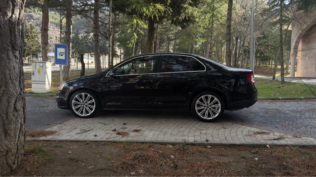 JETTA MK5 - 2