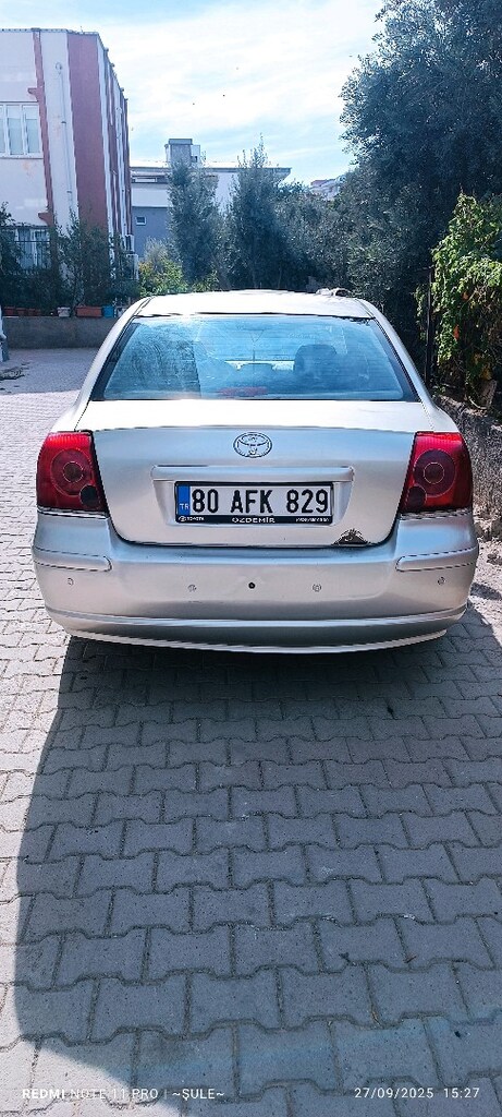satılık temiz 2004 model Toyota Avensis - 4