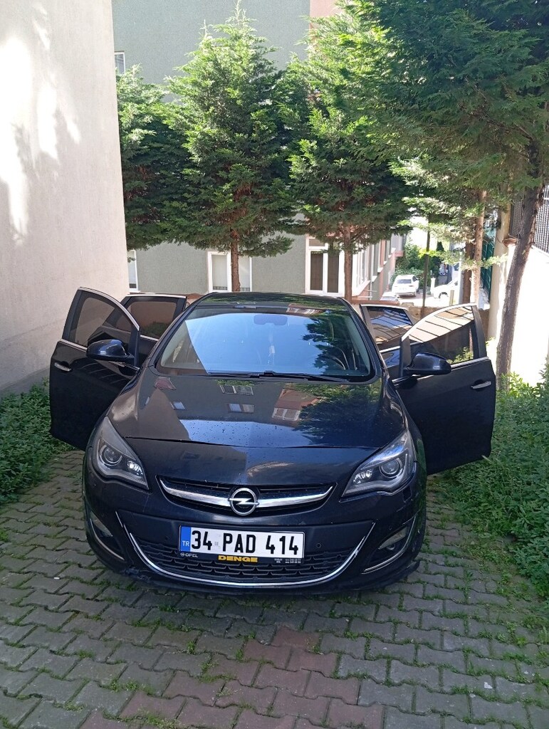 Opel Astra j - 8