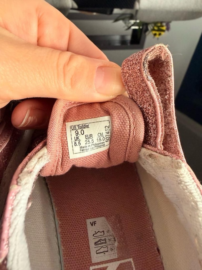 VANS - 4