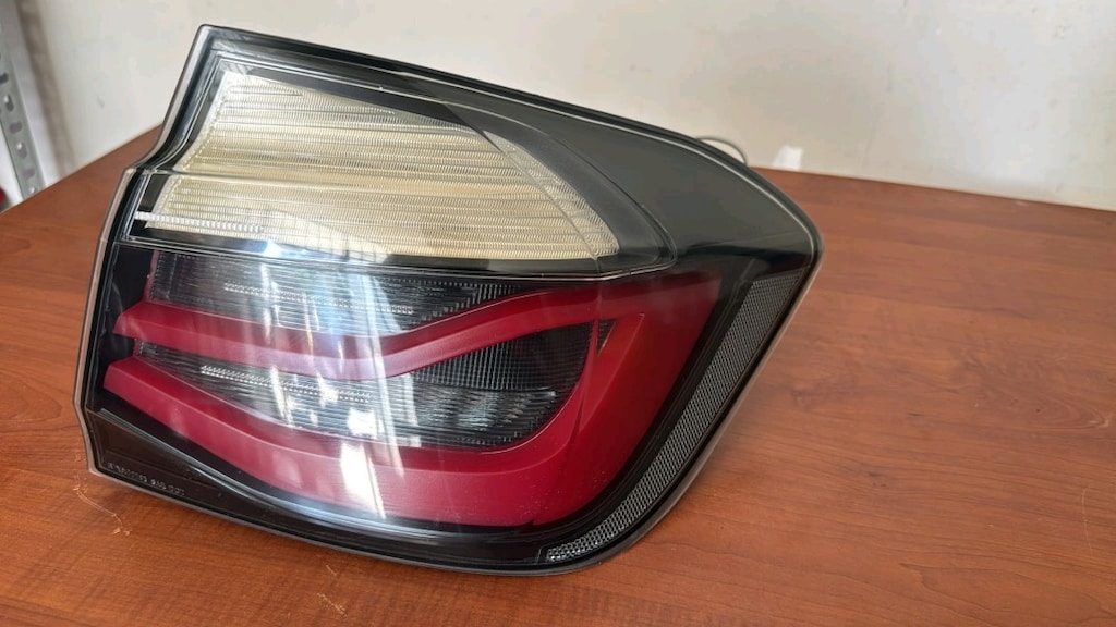 BMW F30 LCİ BLACKLİNE SAĞ DIŞ STOP HATASIZ KARGO OLUR - 2