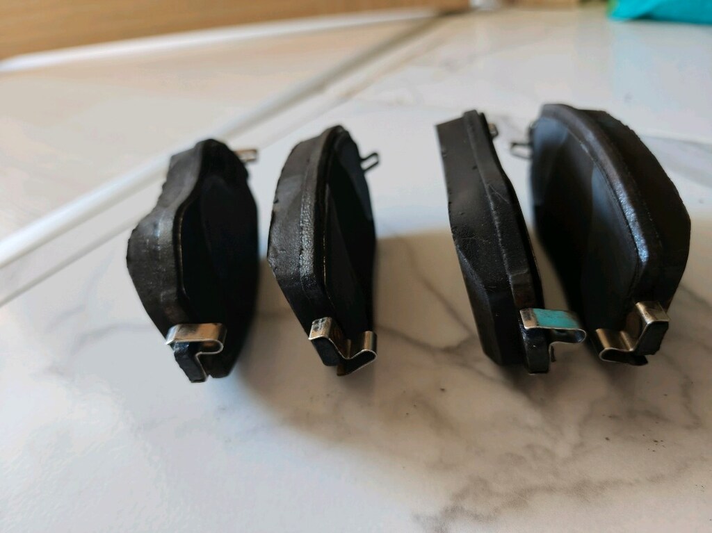AYD megane 4 ön disk balata seti - 2