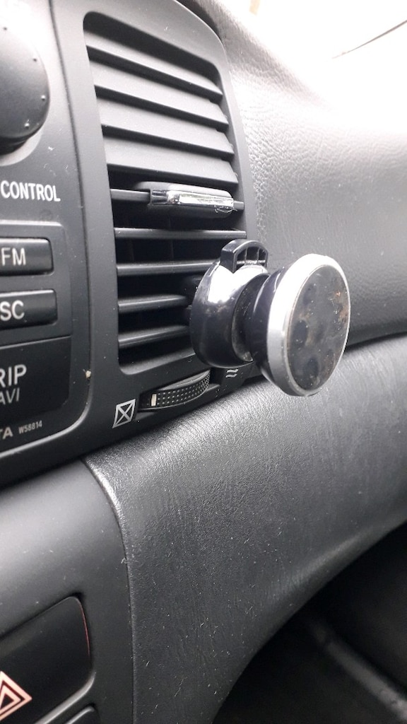 Araç içi tlf tutucu