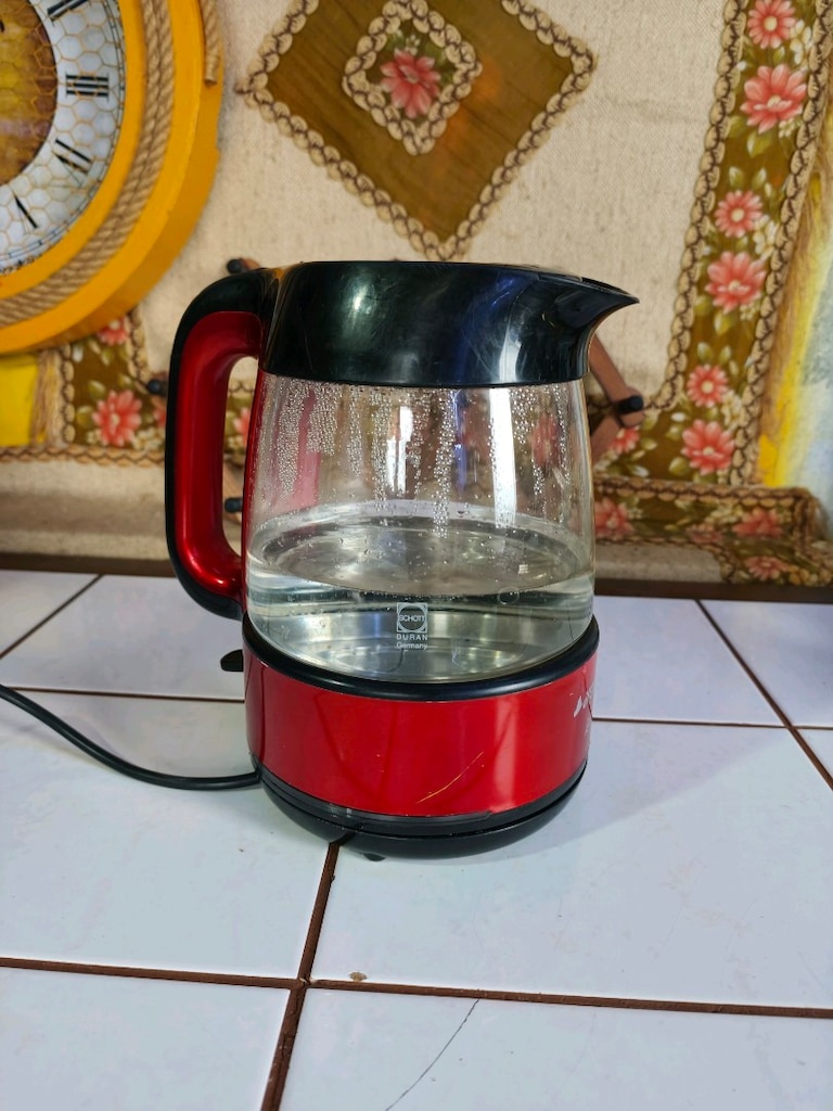 Arçelik Lal 8025 Çay Makinesi Su Haznesi satılık. alt tablası ve demli - 11