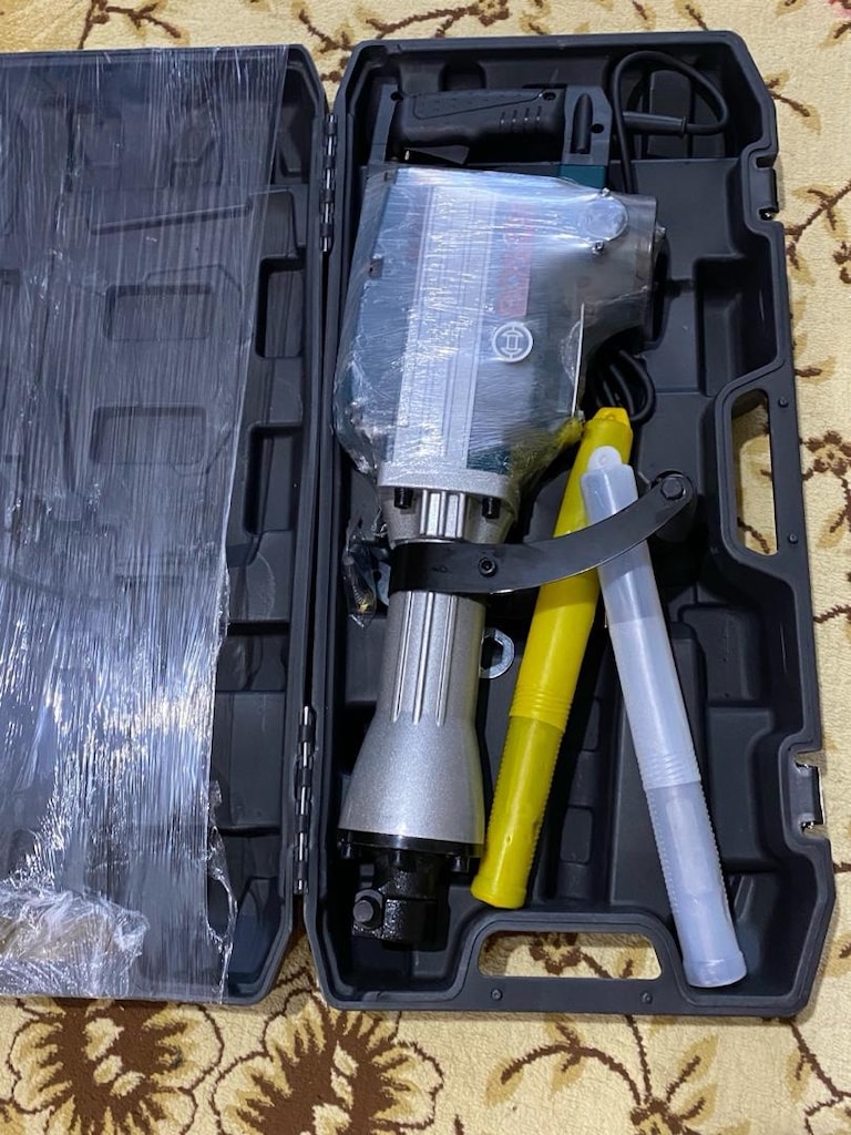 Bosch GSH 16-30 Professional 1750W 41J Kırıcı Hilti - sıfır - 3