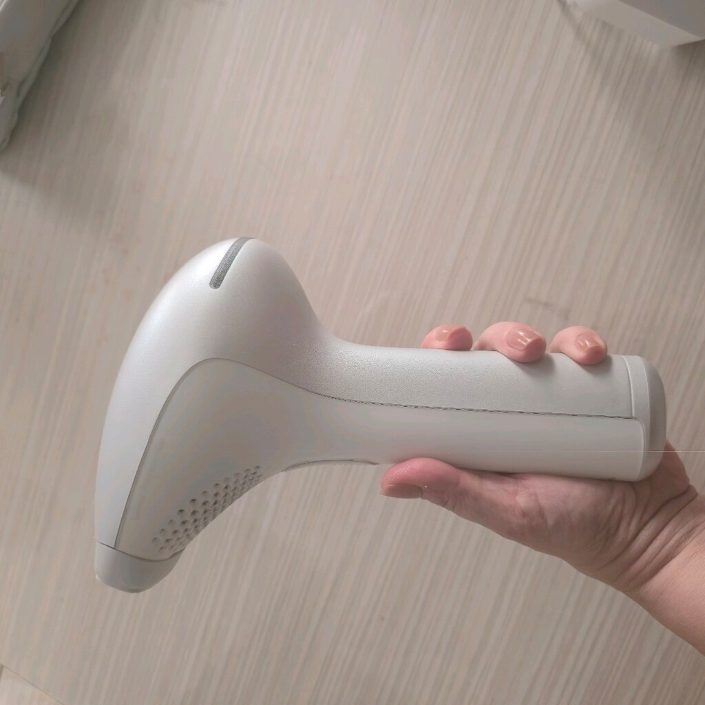 Philips IPL - 7