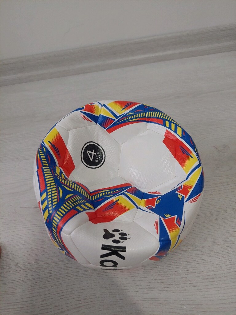 KATZE FUTBOL TOPU 4 NUMARA Stok 2 Adet - 2