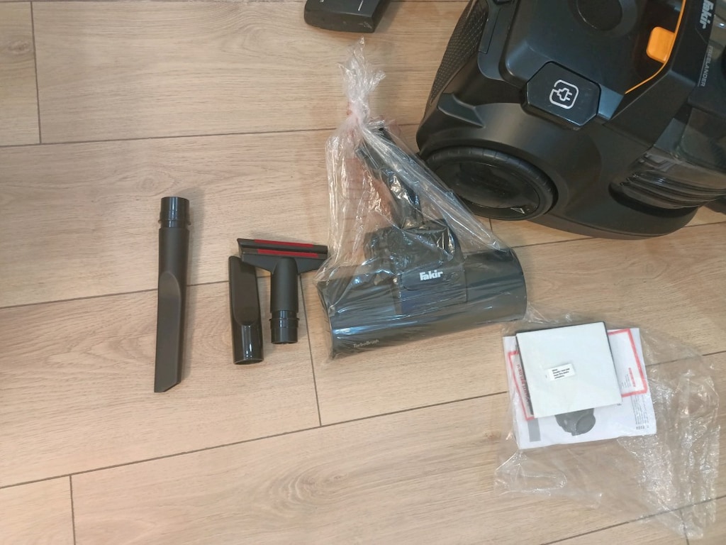 FAKİR Black+Decker Elektrikli Süpürge - 4